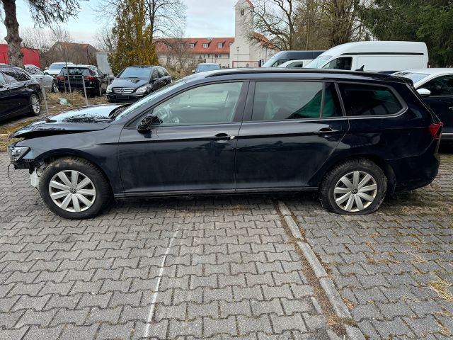 Volkswagen Passat Variant 2.0 TDI DSG *Navi*AHK*ACC*LED*