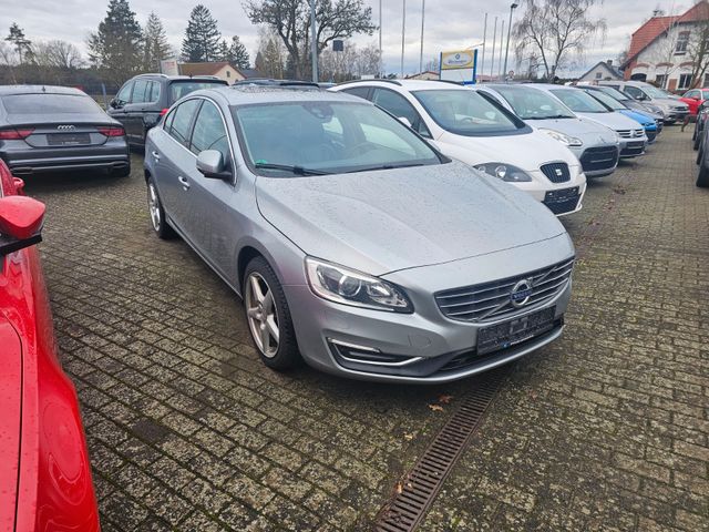 Volvo S60 Lim Summum+Automatik+Kamera+Leder+Stdh.+SHZ