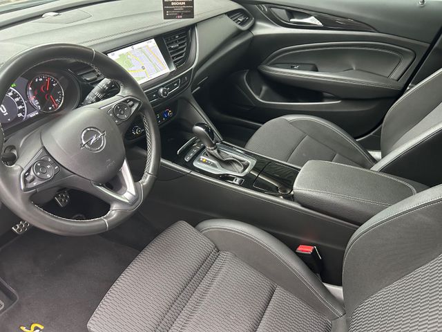 Fahrzeugabbildung Opel Insignia B Sports Tourer Dynamic 4x4 Aut.+Navi+
