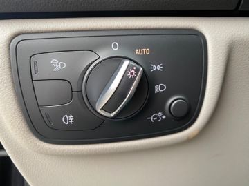 Fahrzeugabbildung Audi A6 2.0 TDI Avant Ultra*Totwinkel*StHz*Kamera*