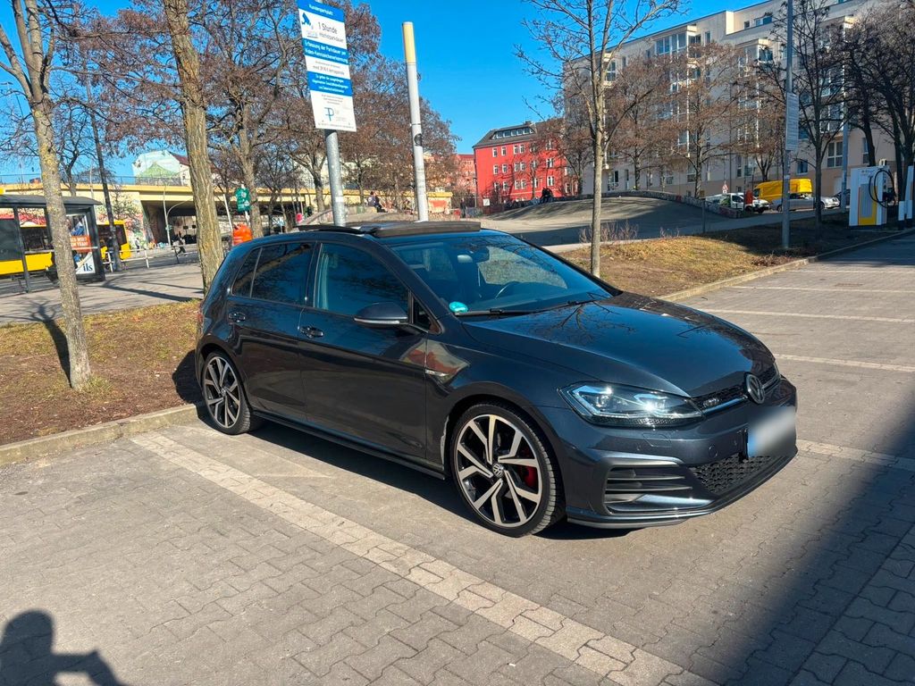 Image of Volkswagen Golf