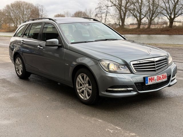 Mercedes-Benz C250CDI*7G*1.Hand*MB-Scheckheft*NAVI*ILS*4Matic*