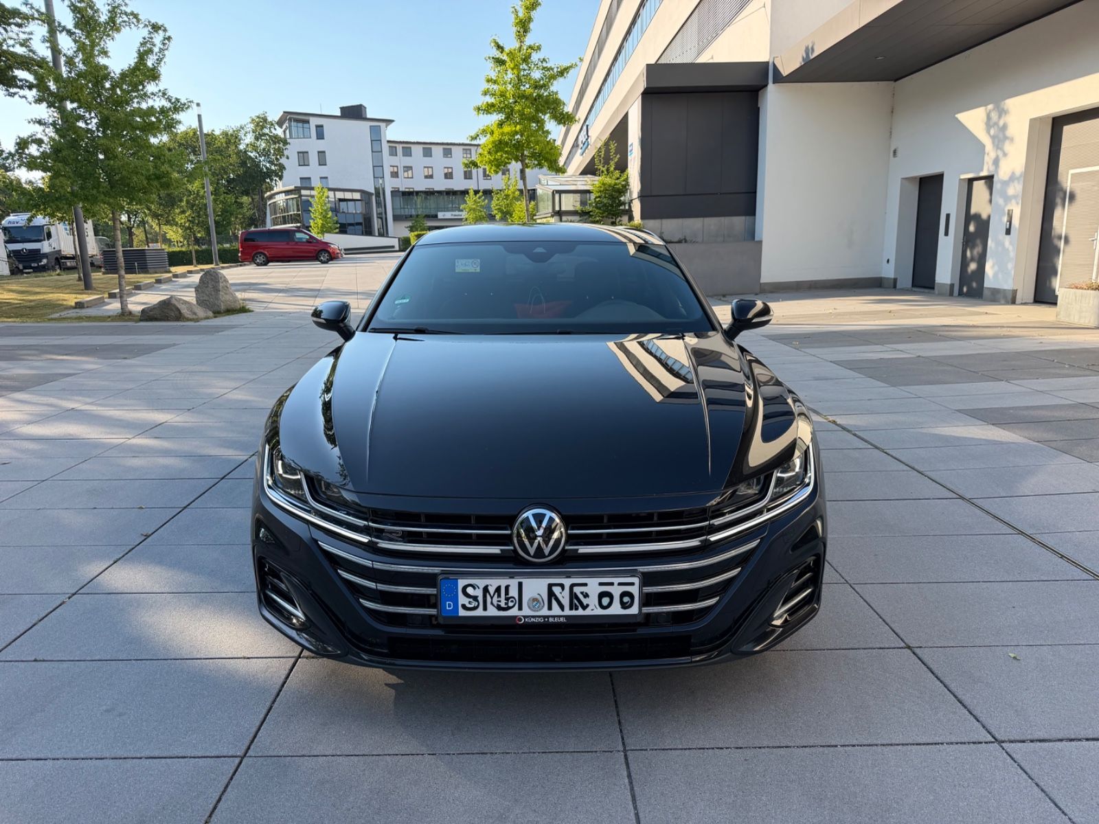 Volkswagen Arteon 2.0 TDI R-Line Digital Tacho LED AHK Navi imagem 3