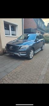 Mercedes-Benz ML 350 BlueTEC 4MATIC  +VIELES NEU !+ - Mercedes-Benz ML 350 in Essen