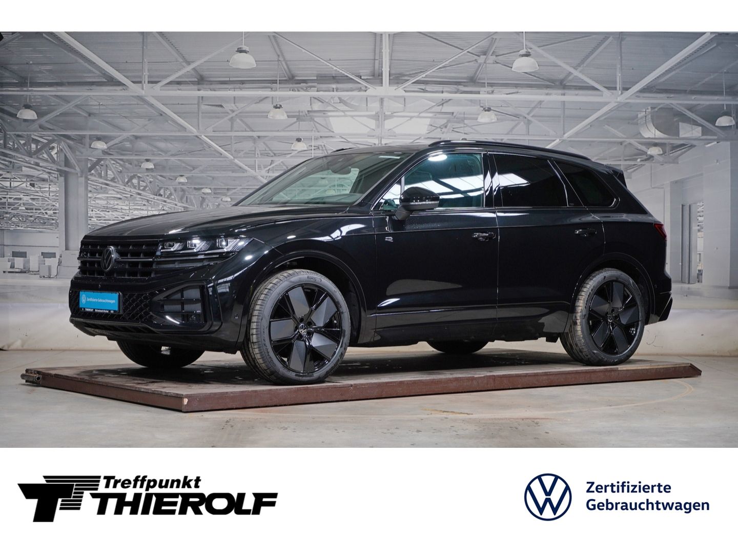 Volkswagen Touareg R-Line 3.0 TDI 360 Pano AHK foto 1