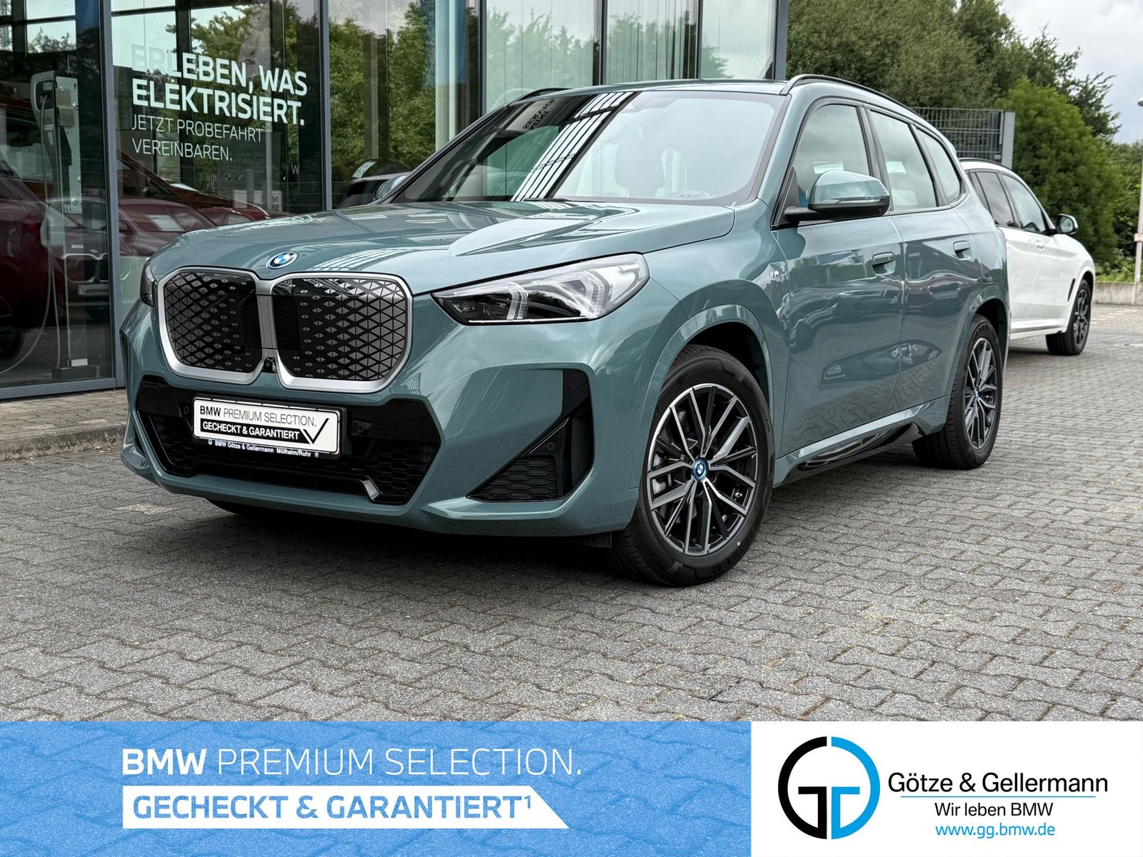 BMW iX1 xDrive30 M Sport Stop&Go HeadUp Memory foto 1