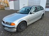 BMW 328i E46 - BMW 328 aus 2000