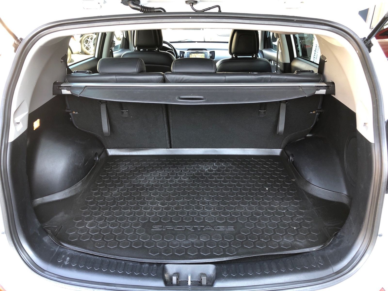 Fahrzeugabbildung Kia Sportage 1.6 GDI Dream Team Navi Leder