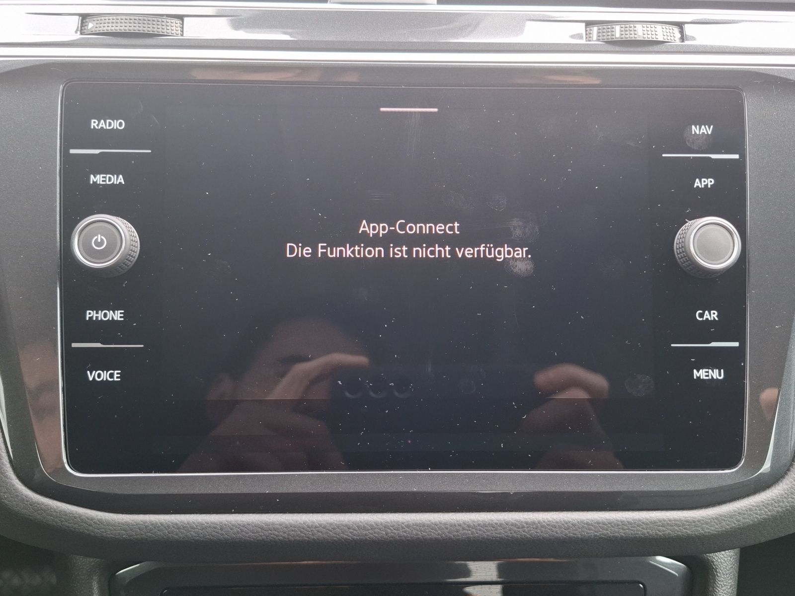 Fahrzeugabbildung Volkswagen Tiguan TSI Life DSG LED AHK Navi ACC RFK SH