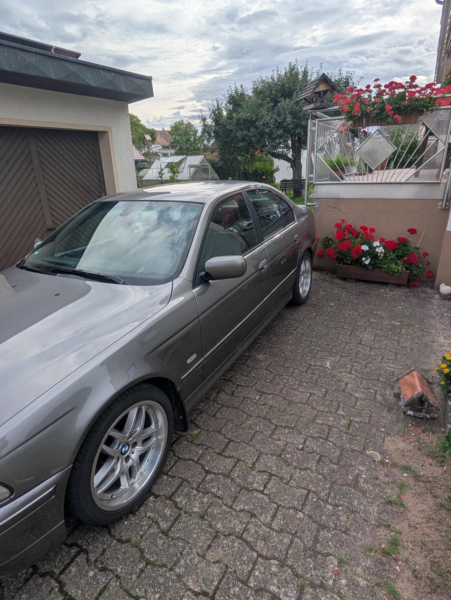 BMW 520i Exclusive Line