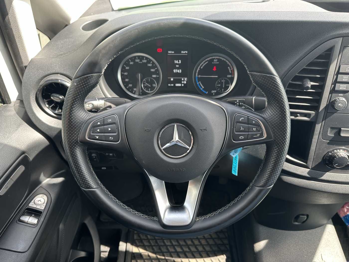 Fahrzeugabbildung Mercedes-Benz eVito 112 Klima Kamera Navi SHZ Tempomat