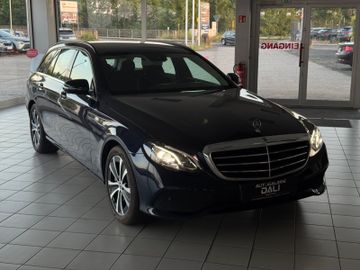 Mercedes E 300 - 1