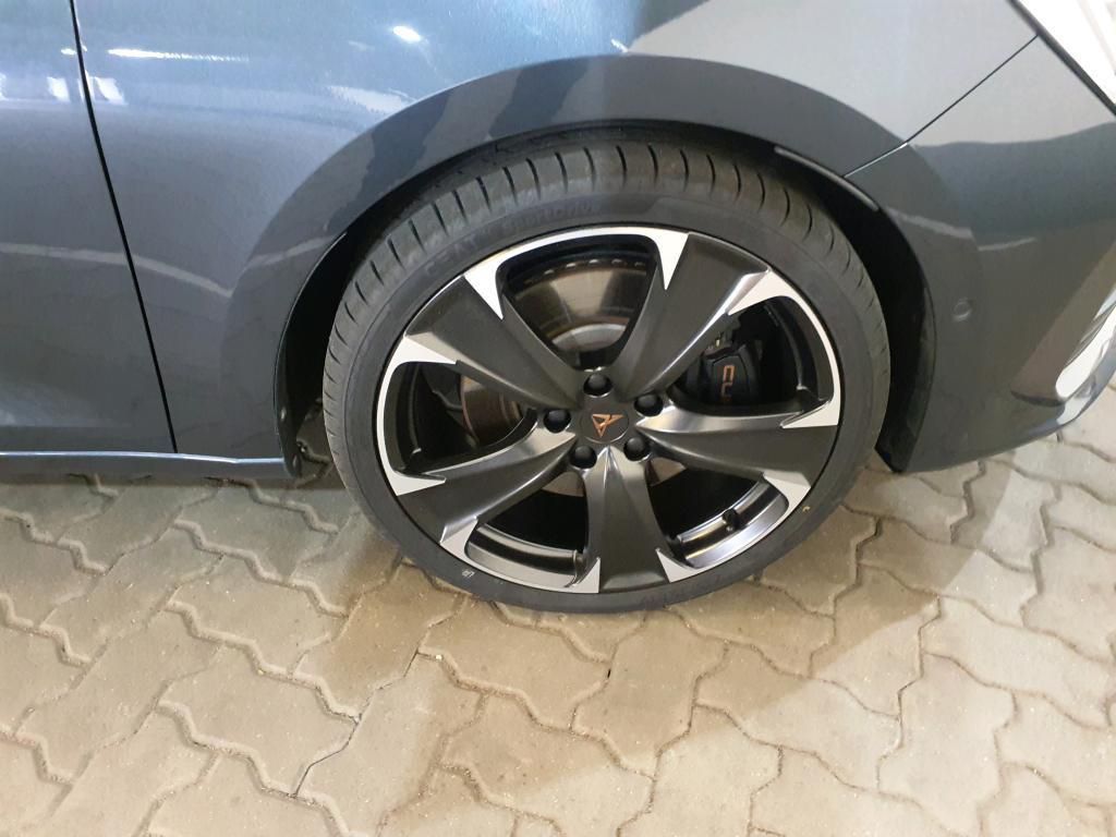 Cupra Leon SP 1.4 TSI e-Hybrid 180kW AHK*tempo*PDC*RFK