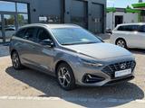 Hyundai i30 cw 1.6 CRDi Intro Edition DCT LED Navi Spur - Hyundai i30 Intro mit Diesel-Antrieb