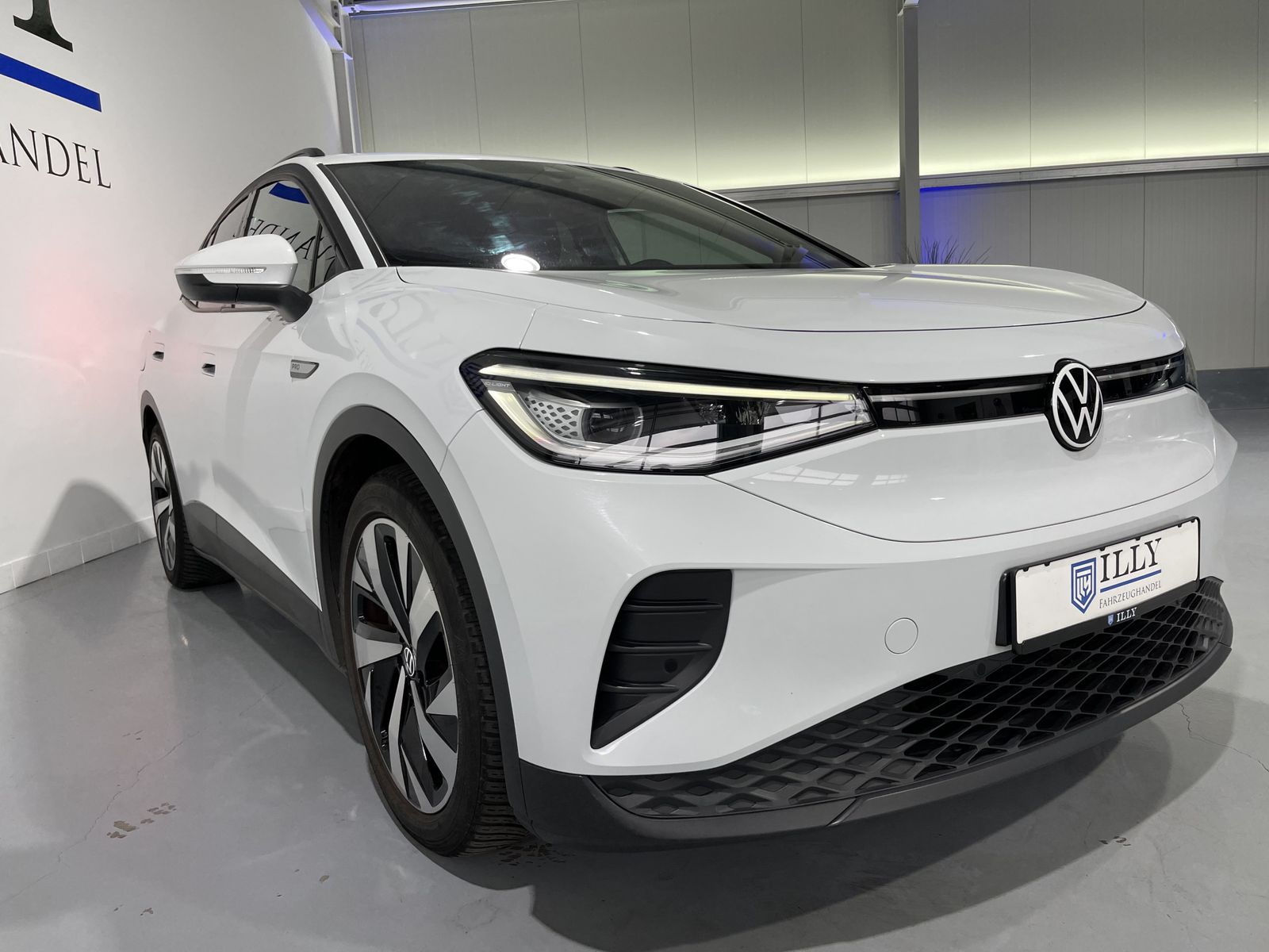 Fahrzeugabbildung Volkswagen ID.4 Pro Performance 150 kW*AHK*LED-Matrix*Kam*