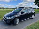 Volkswagen Touran 1.8 TSI DSG Highline Pano AHK 7 Sitzer R- - 8 Sitzer gebraucht