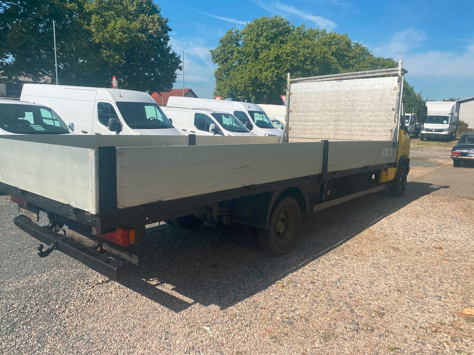 Fahrzeugabbildung Mercedes-Benz Vario FG   / 816 D ,Pritsche Maxi,6-Meter-Ladefl