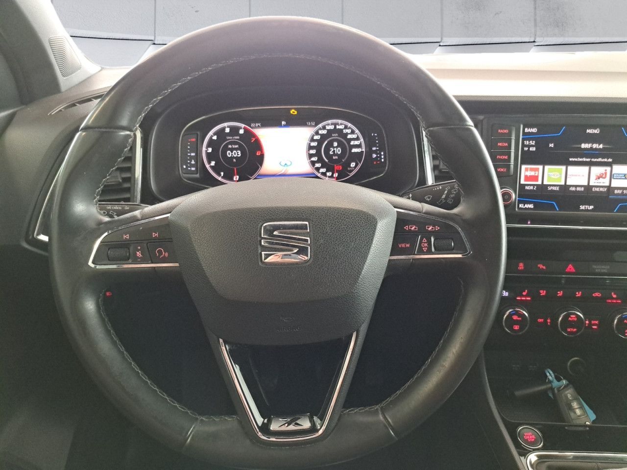 Seat Ateca 1.5 TSI ACT Xcellence NAVI LED SHZ PDC ACC foto 9