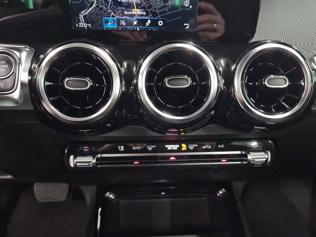 Mercedes-Benz GLB 200 DAB LED RFK Memory uvm.