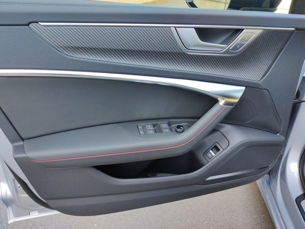 Audi A6 - Bild 12