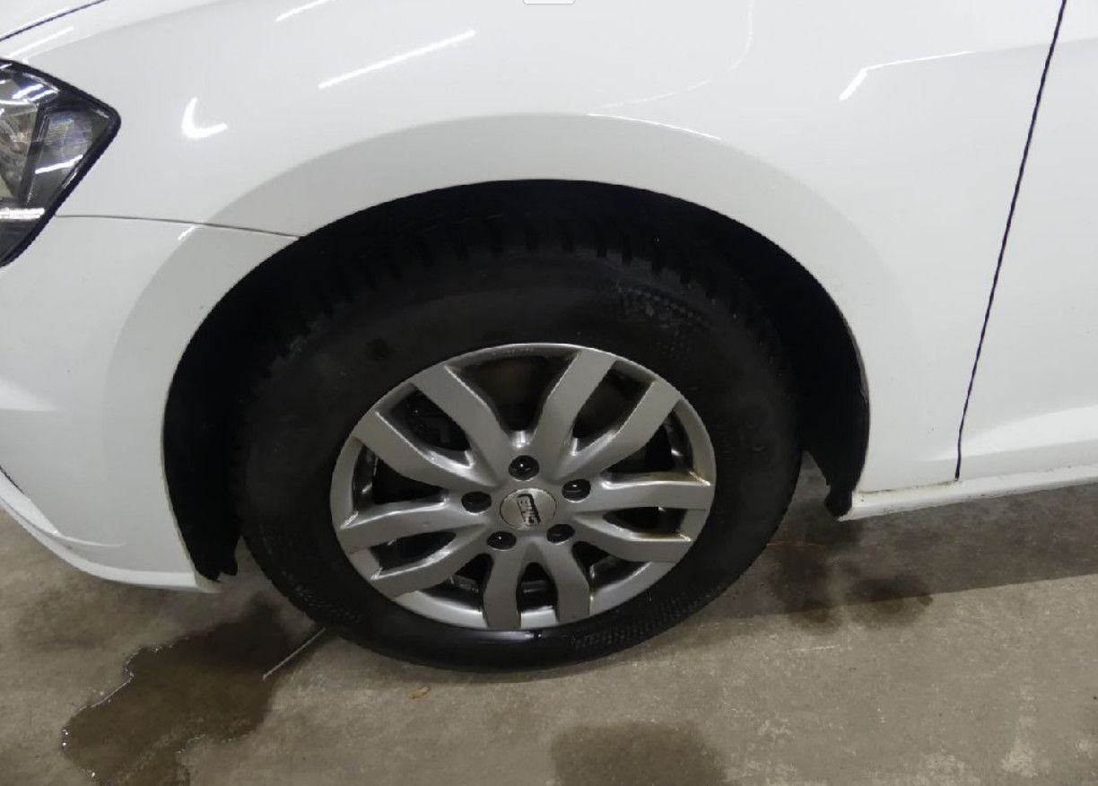 Fahrzeugabbildung Volkswagen Golf VII V 1.6d Comfortline ACC/NAVI/STANDHZ/8Fa