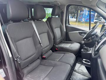 Renault Trafic - 11