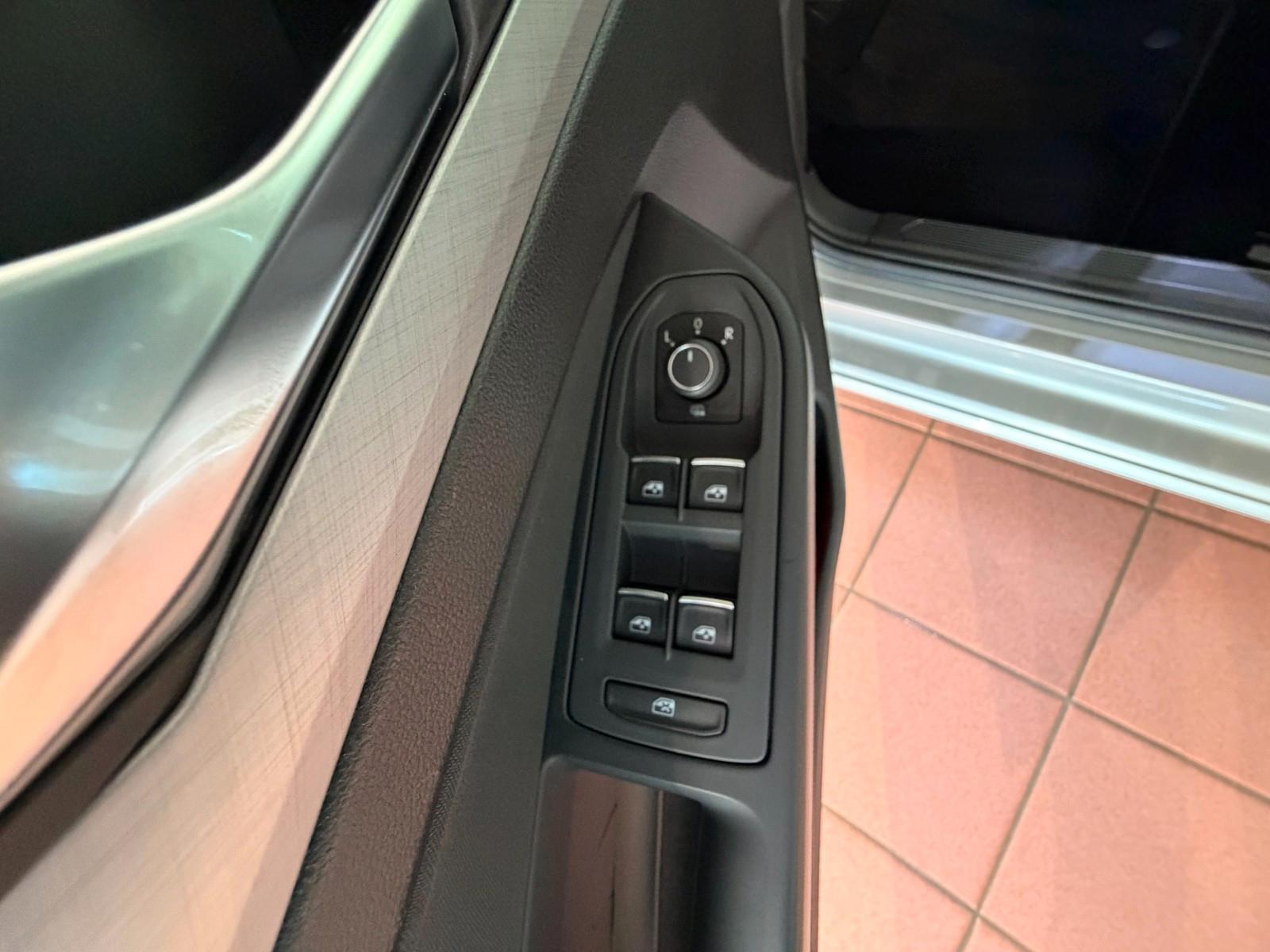 Volkswagen Golf 1.5 Life *Navi*LED PLUS*ACC*APP-CON*GARANT, миниатюра 12