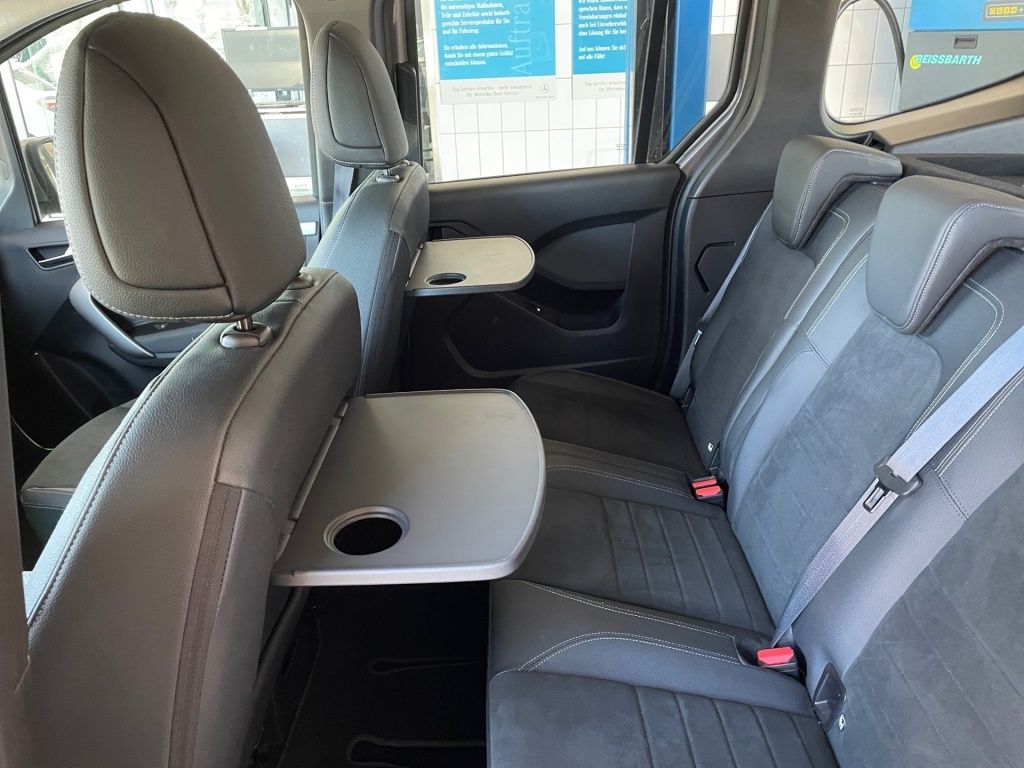 Fahrzeugabbildung Mercedes-Benz T 180 d Edition Standard AHK, LED, NAVI, RFK, SH