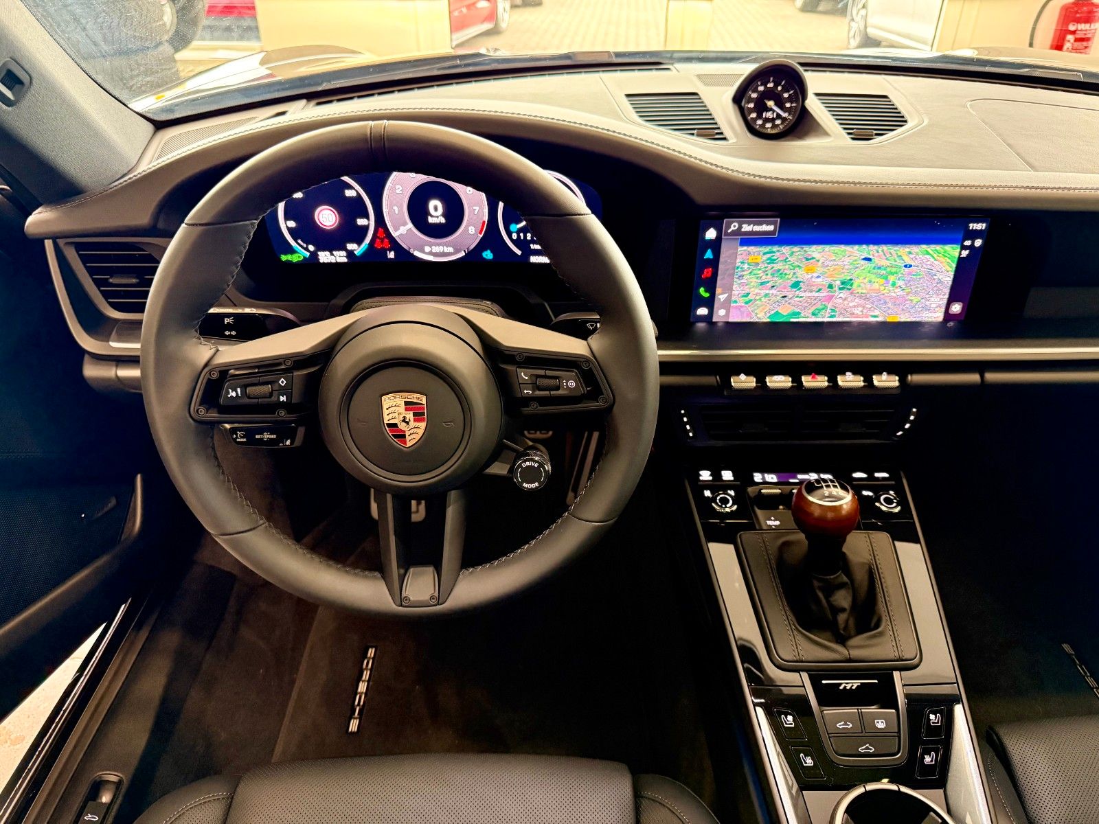 Fahrzeugabbildung Porsche 911 992 Carrera T SportDesign/Glasdach/Keyless