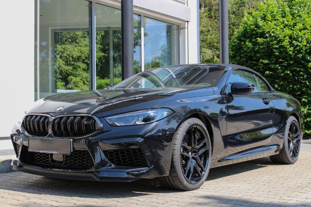 BMW M8 Competition xDrive Cabrio / LASER / M-DRIVERS BMW M8 Competition xDrive Cabrio / LASER / M-DRIVERS