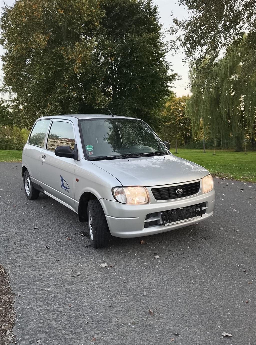 Daihatsu Cuore 1,0 Benzin/ Tüv bis Juni 20...