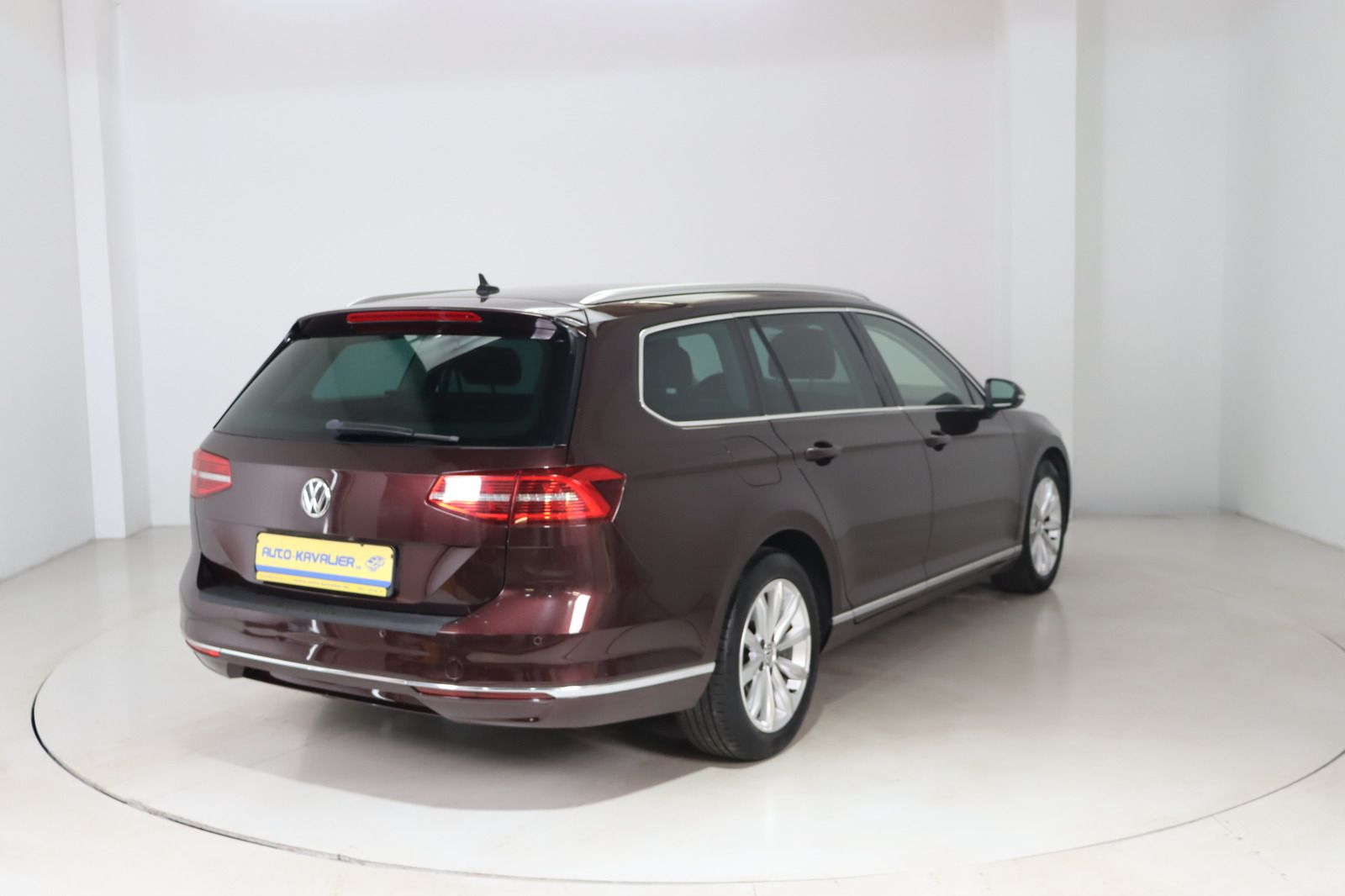 Fahrzeugabbildung Volkswagen Passat 4MOTION * Navi * LED * Massage