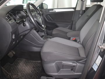 Volkswagen Tiguan - 7