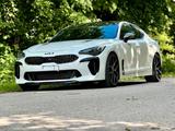 Kia Stinger / GiaGuzzo / Bastuck / Garanti... - gebrauchte Kia Stinger aus dem Jahr 2022