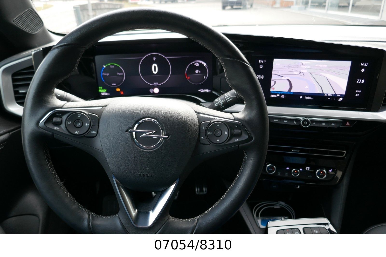 Fahrzeugabbildung Opel Mokka e Ultimate