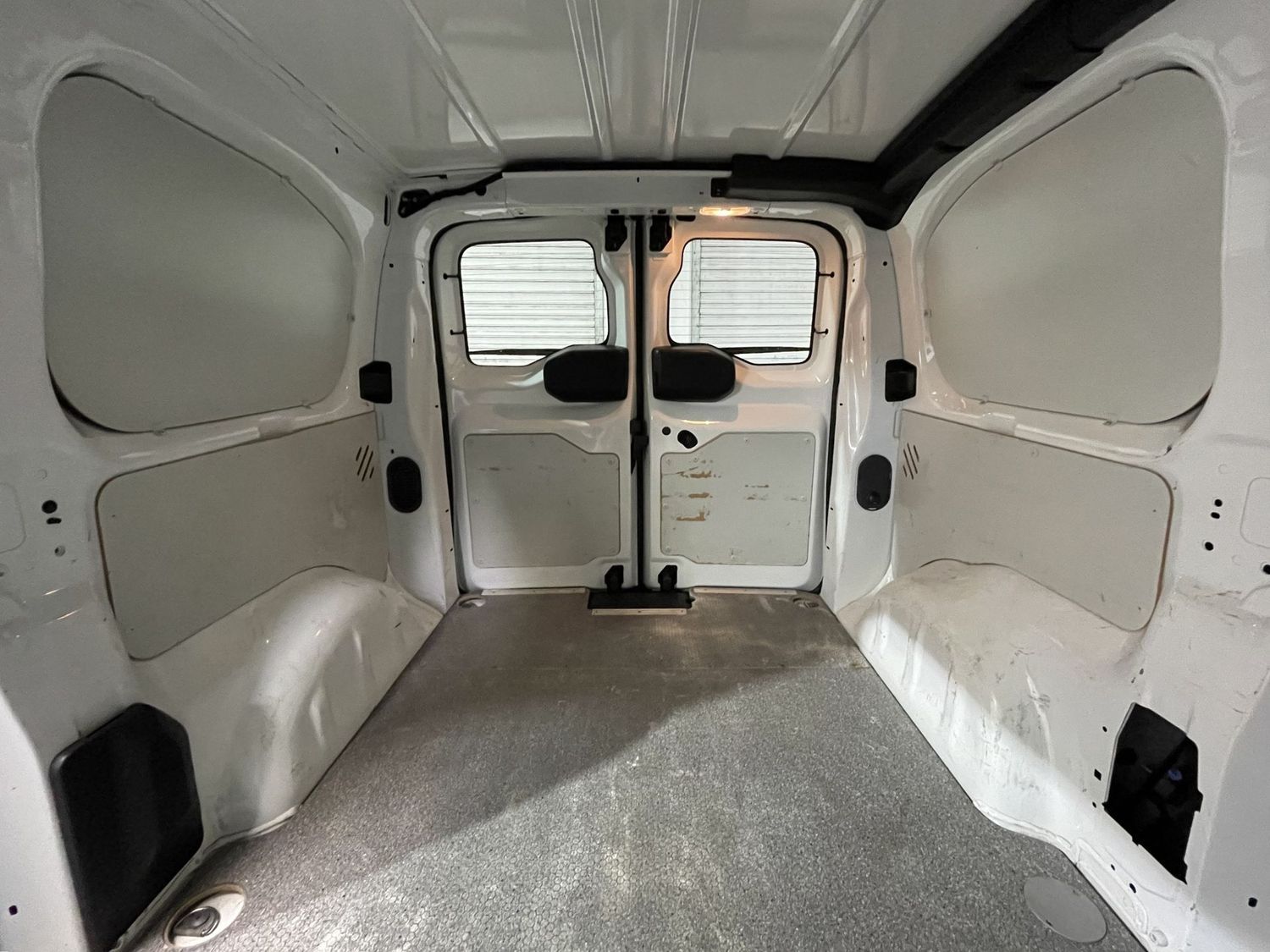 Fahrzeugabbildung Opel Vivaro Kasten Edition M L2 #Tempomat#PDC#Klima