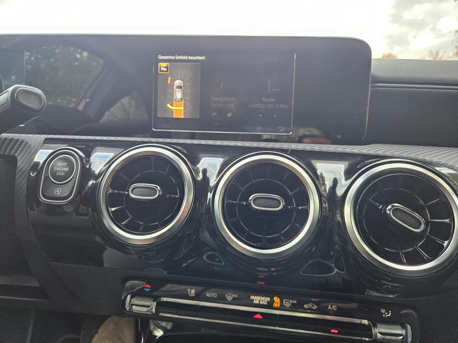 Mercedes-Benz A 180 d  LEDER,XENON, SITZHEIZUNG,,,,