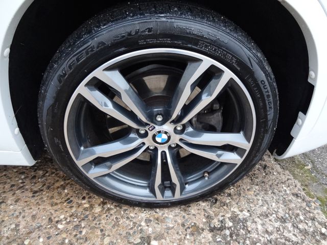 Fahrzeugabbildung BMW X1 xDrive 20i M-Sport/HUD/Pano/Kam/AHK/Navi/