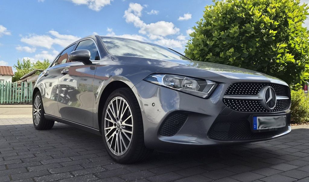 Image of Mercedes-Benz A 220