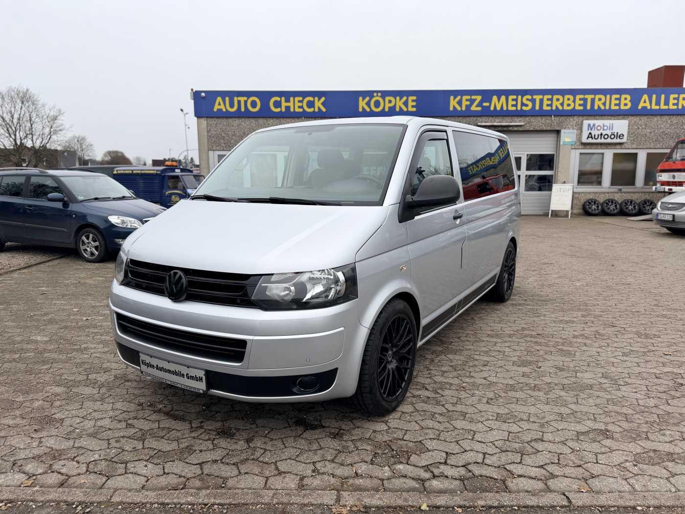 Volkswagen Multivan T5 2.0 TDI/PDC/AHK/3 Zonen Climatronic