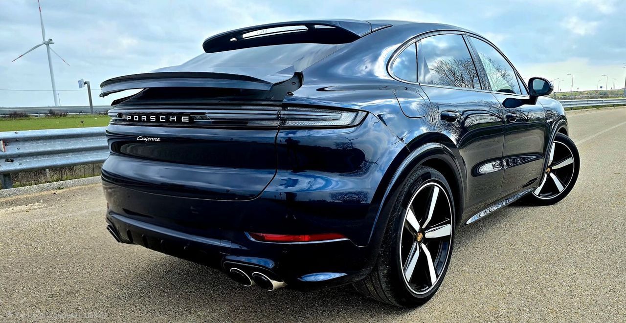 Porsche PORSCHE CAYENNE COUPE FACELIFT 3.0 E-HYBRID 470c imagem 2