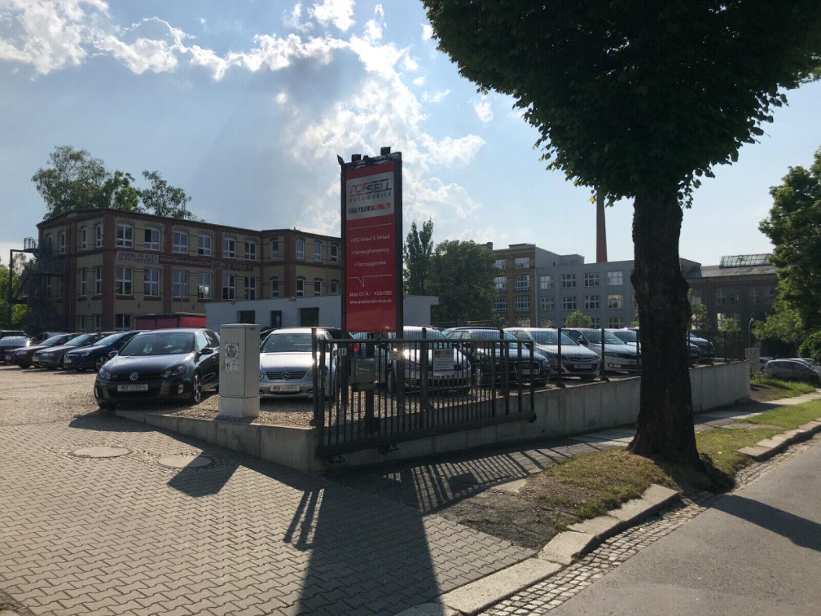 showroom-image-main