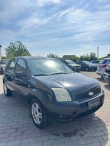 Ford Fusion 1.6 16V 5p. Elegance - Ford Fusion: Elegance
