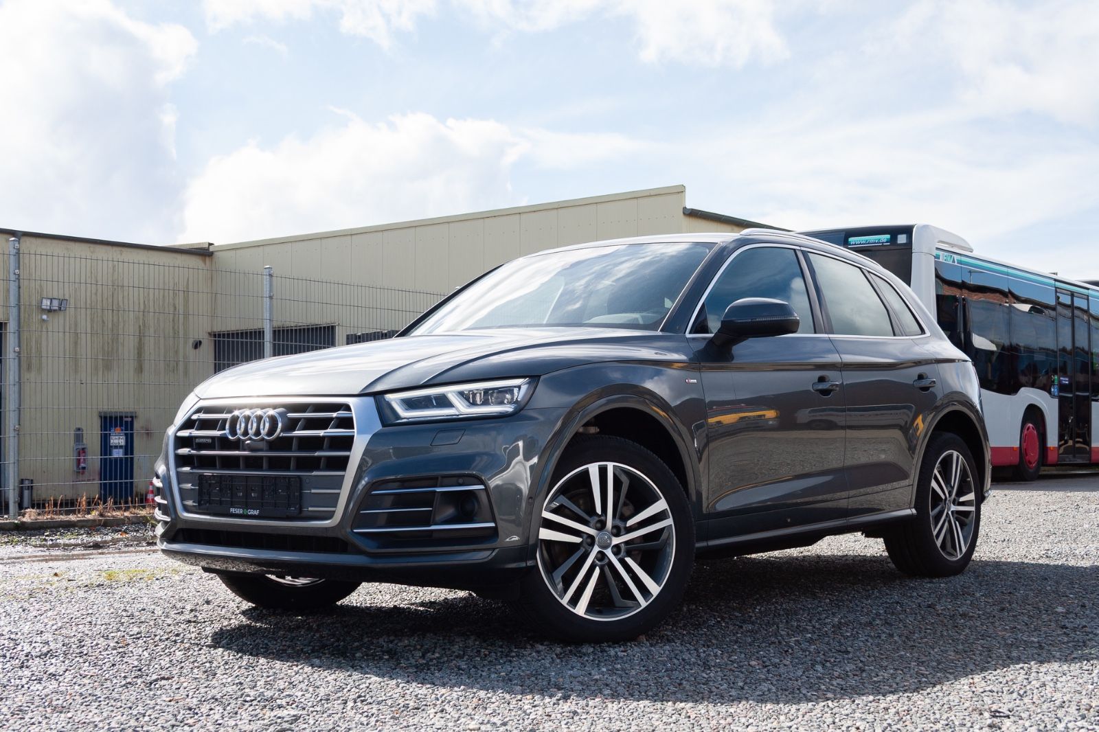 AUDI Q5 quattro sport 3x S-Line