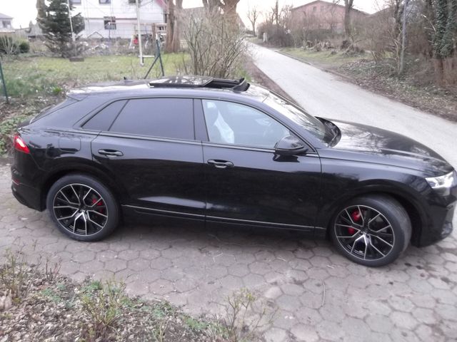 Audi Q8 50 TDI FACELIFT PANO/S-LINE/MATRIX/B&O/22/EXT