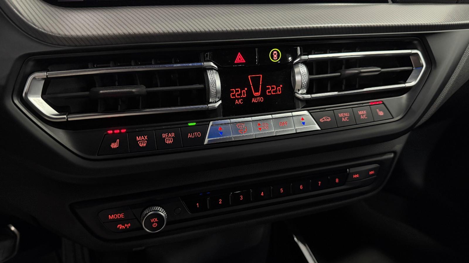 BMW 120i M Sport/HiFi/LED/LC-Prof./Navi/CarPlay/DAB