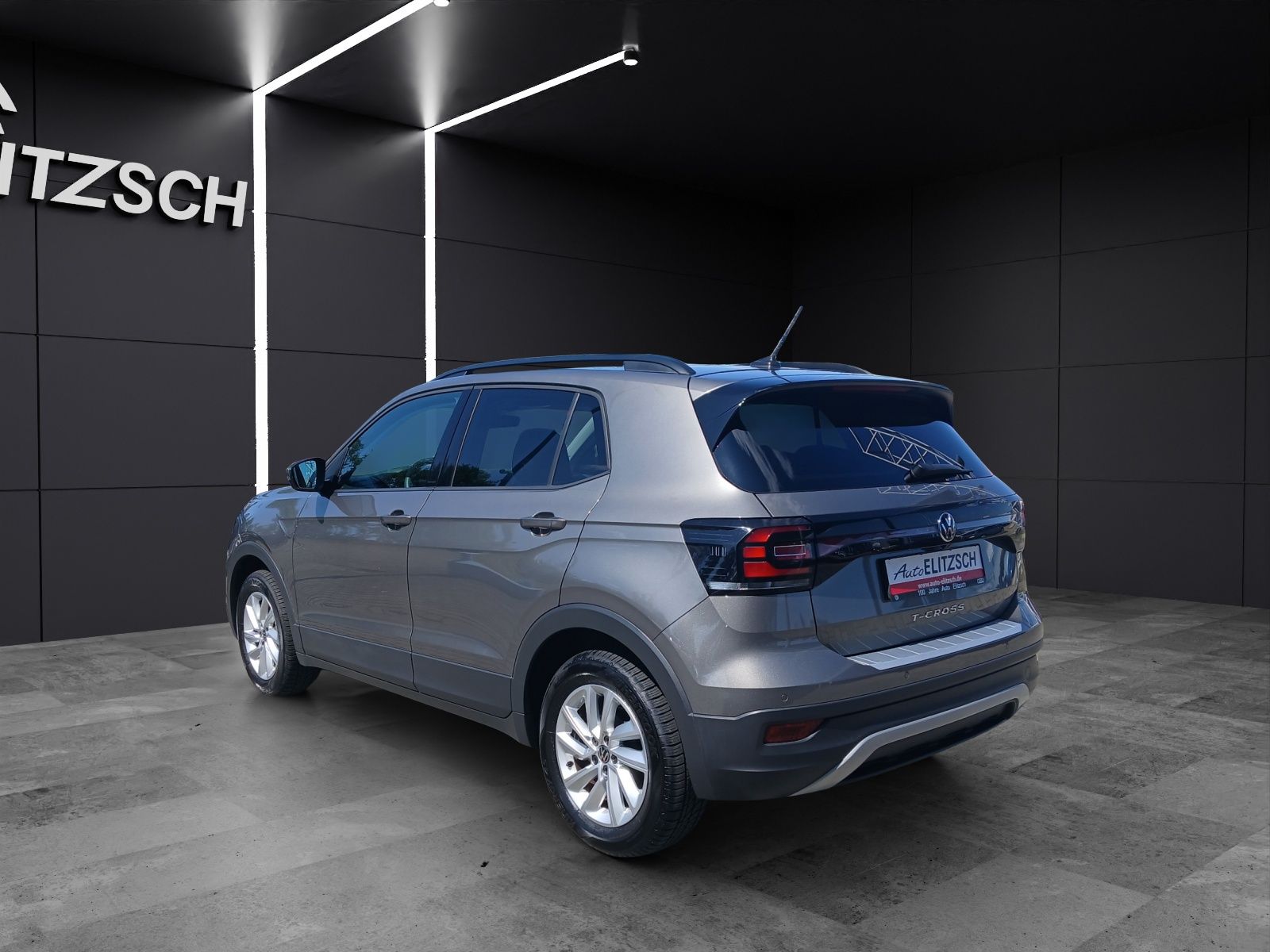 Fahrzeugabbildung Volkswagen T-Cross TSI Life LED