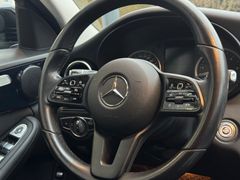 MERCEDES-BENZ C 180 d T-Modell / KAMERA / NAVI / AVANTGARDE MERCEDES-BENZ C 180 d T-Modell / KAMERA / NAVI / AVANTGARDE