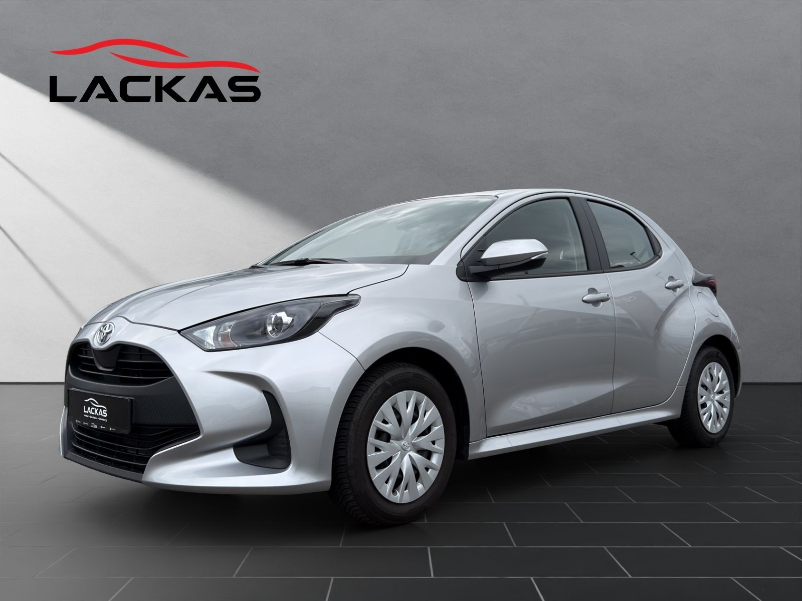 Toyota Yaris - 1