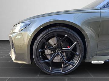 2025 AUDI RS6 photo 8
